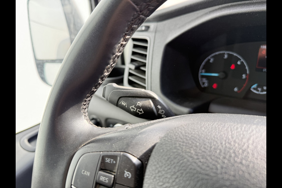 Ford Transit 2.0 TDCI 130PK L2H2 Airco Cruise Control Bluetooth Parkeersensoren v+a Voorruitverwarming