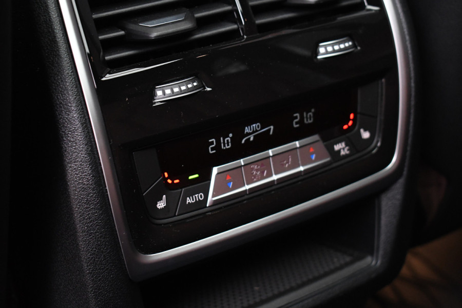 BMW X5 xDrive50e M-Sport Pano Trekh Massage+Vent Alc-hemel ACC 360 Soft-Close HUD H/K