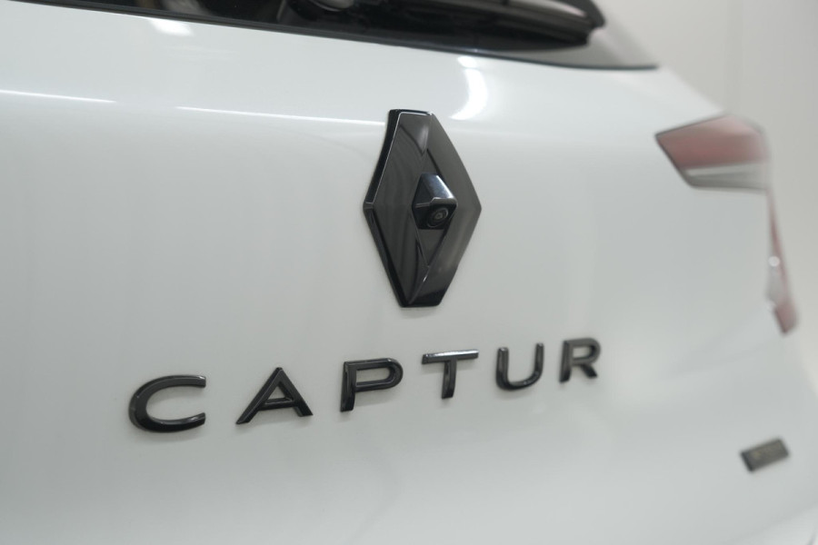 Renault Captur 1.6 E-Tech hybrid 145 SL Rive Gauche | Trekhaak | Camera | Apple Carplay | 9.3 Inch Grootscherm