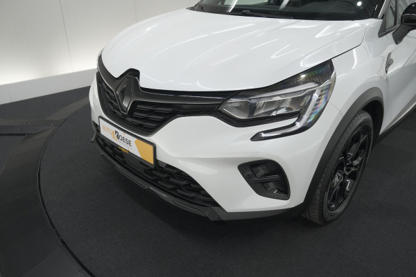 Renault Captur 1.6 E-Tech hybrid 145 SL Rive Gauche | Trekhaak | Camera | Apple Carplay | 9.3 Inch Grootscherm