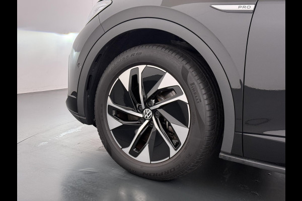 Volkswagen ID.5 Pro 77 kWh PANORAMADAK | ADAPTIVE CRUISE CONTROL | 360° CAMERA | 92% SOH | STOEL VERWARMING | APPLE CARPLAY / ANDROID AUTO