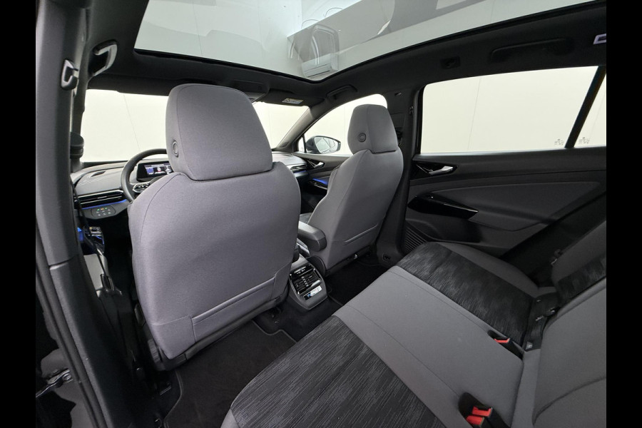 Volkswagen ID.5 Pro 77 kWh PANORAMADAK | ADAPTIVE CRUISE CONTROL | 360° CAMERA | 92% SOH | STOEL VERWARMING | APPLE CARPLAY / ANDROID AUTO