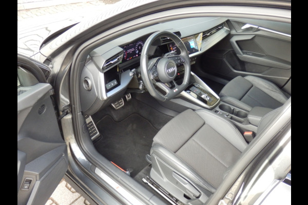 Audi A3 Sportback 45 TFSI e S ed. Comp
