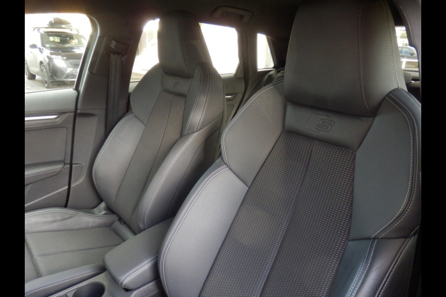 Audi A3 Sportback 45 TFSI e S ed. Comp