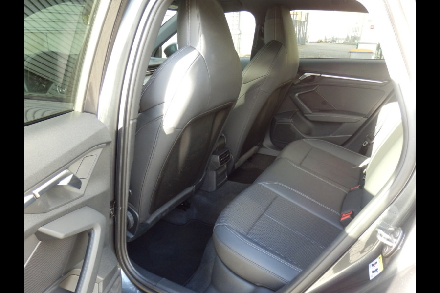 Audi A3 Sportback 45 TFSI e S ed. Comp