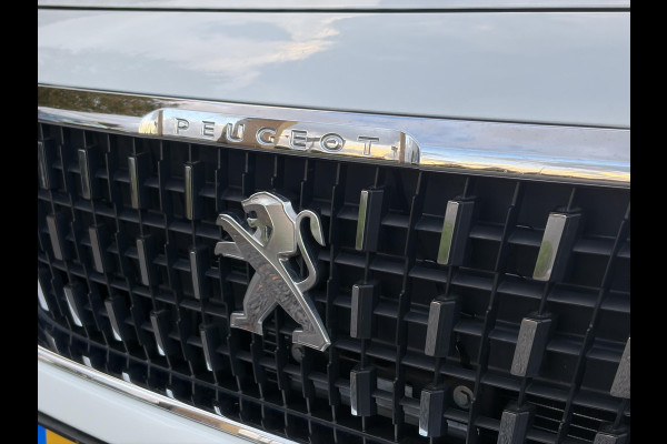 Peugeot 2008 1.2 PureTech Allure ✓Camera✓Navi✓Carplay✓Halfleder✓110pk✓Dealer Onderhouden✓Clima✓Cruise✓Pdc✓Lm velgen✓Automaat✓N.A.P✓Apk tot 03-2027
