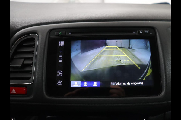 Honda HR-V 1.5 i-VTEC Executive | Panoramadak | Half leder | Cruise control | Trekhaak | Lane assist | Stoelverwarming | Camera | Park assist