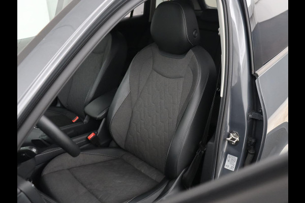 Volkswagen Tiguan 1.5 eTSI Life Edition | Half leder | Adaptive cruise | Head-up | Stuur/stoelverwarming | Camera | Park assist | Harman/Kardon | Sfeerverlichting | Carplay