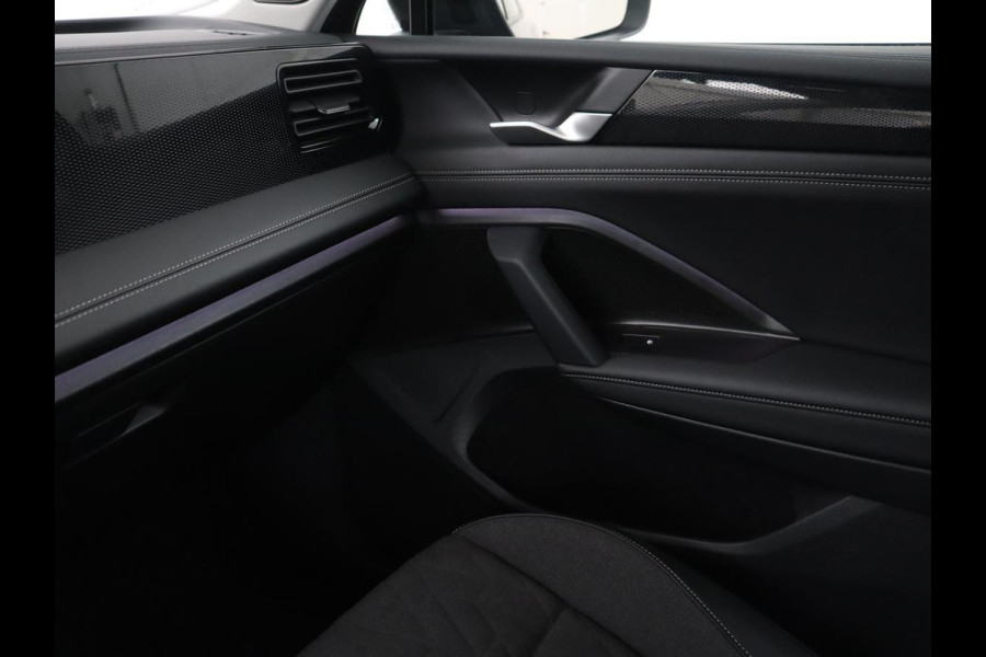 Volkswagen Tiguan 1.5 eTSI Life Edition | Half leder | Adaptive cruise | Head-up | Stuur/stoelverwarming | Camera | Park assist | Harman/Kardon | Sfeerverlichting | Carplay