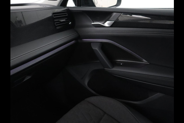 Volkswagen Tiguan 1.5 eTSI Life Edition | Half leder | Adaptive cruise | Head-up | Stuur/stoelverwarming | Camera | Park assist | Harman/Kardon | Sfeerverlichting | Carplay