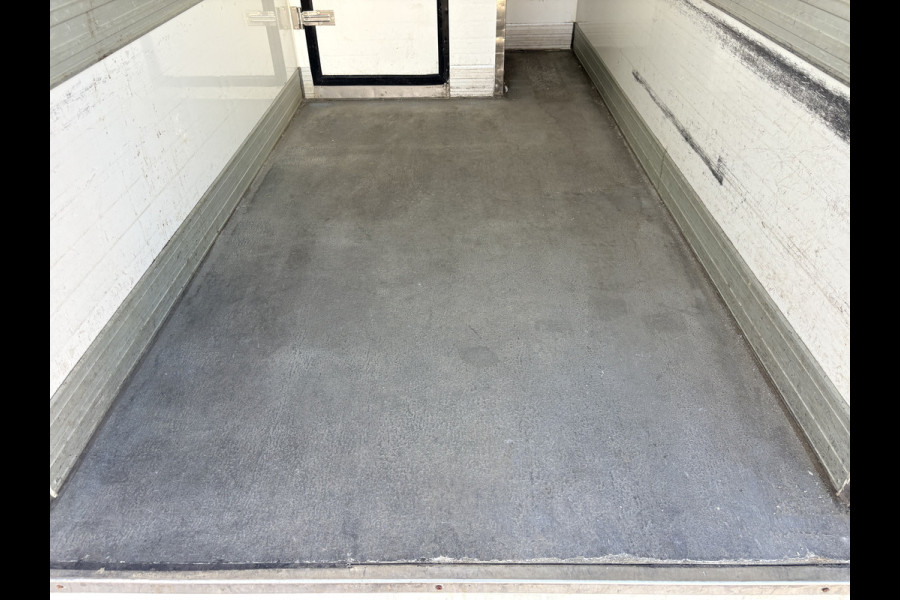 Volkswagen e-Crafter 36kWh 136PK Elektrisch Koelwagen Zanotti Nachtkoeling LED Climate Control Cruise Control Carplay Camera Parkeersensoren 360° Fri