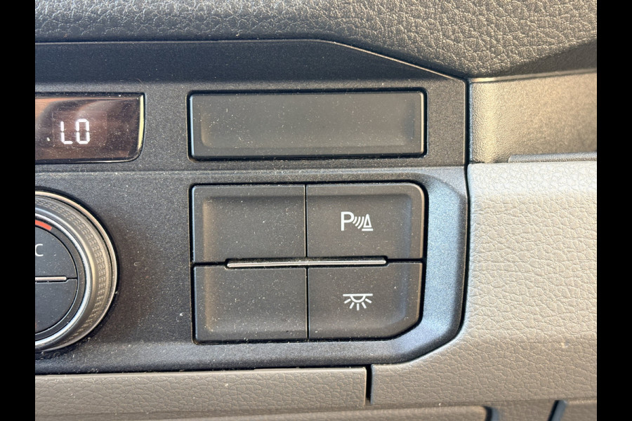 Volkswagen e-Crafter 36kWh 136PK Elektrisch Koelwagen Zanotti Nachtkoeling LED Climate Control Cruise Control Carplay Camera Parkeersensoren 360° Fri