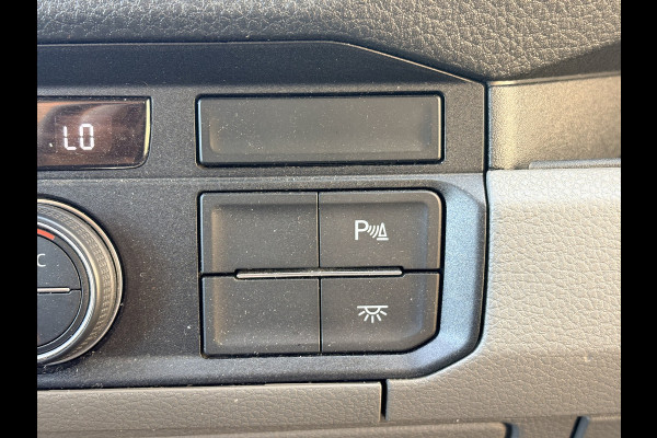 Volkswagen e-Crafter 36kWh 136PK Elektrisch Koelwagen Zanotti Nachtkoeling LED Climate Control Cruise Control Carplay Camera Parkeersensoren 360° Fri