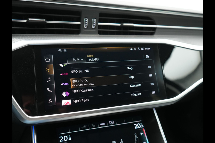 Audi A6 Avant 50 TFSI e Quattro S Line PHEV 300pk Dealer O.H | SOH 95,2% | Trekhaak Af Fabriek | Adaptive Cruise | Camera | Matrix LED | Lederen Sportstoelen Verwarmd | Sfeerverlichting | Apple Carplay | DAB | Navigatie | Virtual | 19"L.M | Plug In Hybrid |
