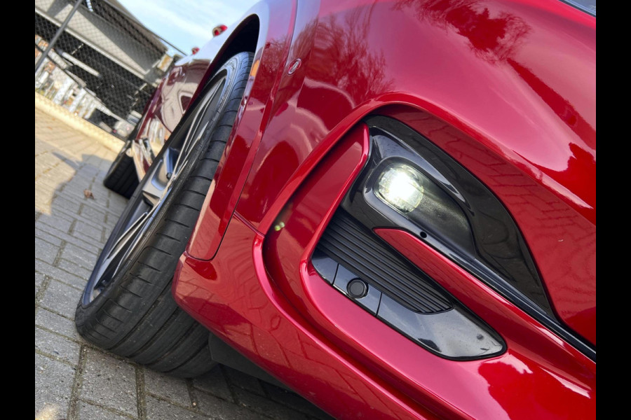 Ford Puma 1.0 EcoBoost Hybrid ST Line X - LED - 19" - Schuif-/Kanteldak - Stuur-/Stoelverwarming - Adaptieve Cruise Control (ACC)