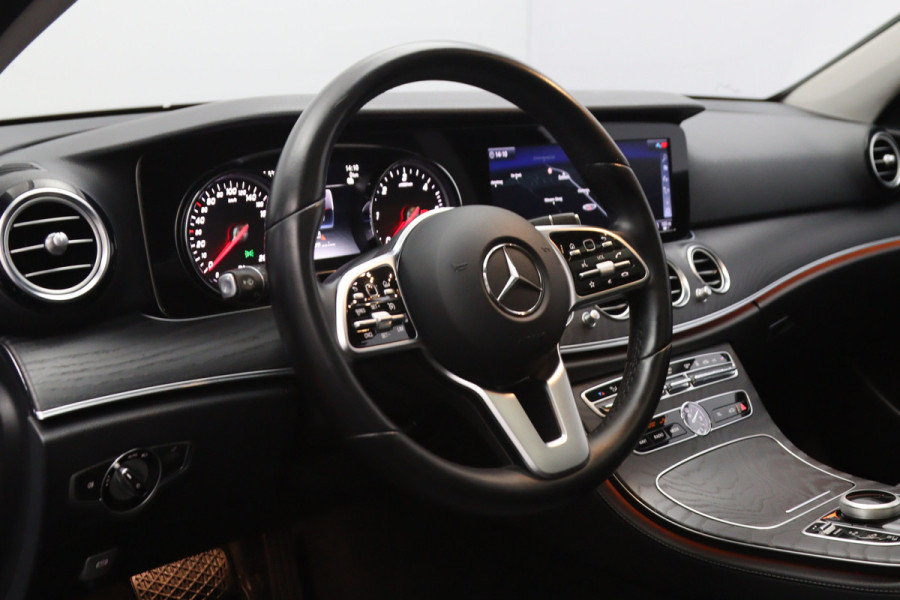 Mercedes-Benz E-Klasse Estate 300 de Premium 306 PK PHEV, Panoramadak, Stoelverwarming, Camera