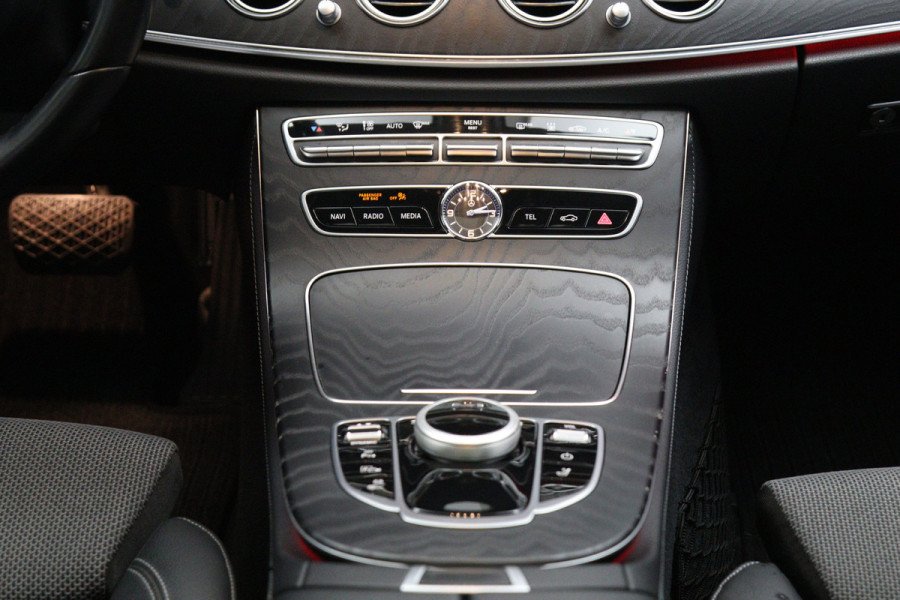 Mercedes-Benz E-Klasse Estate 300 de Premium 306 PK PHEV, Panoramadak, Stoelverwarming, Camera