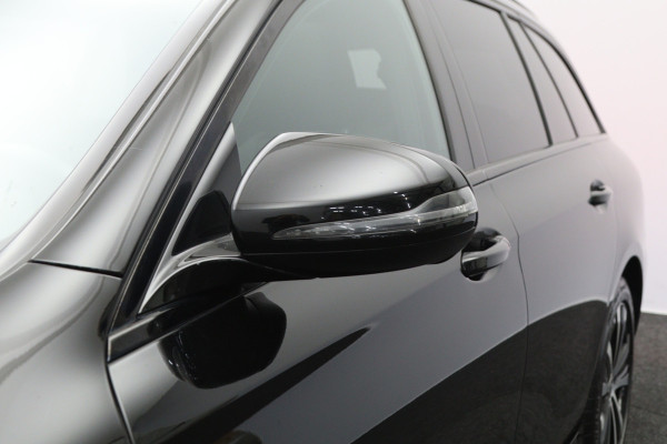 Mercedes-Benz E-Klasse Estate 300 de Premium 306 PK PHEV, Panoramadak, Stoelverwarming, Camera