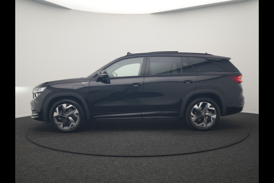 Škoda Kodiaq 1.5 TSI Sportline Business PHEV 204pk Dealer O.H | Panodak | Trekhaak Af Fabriek | Adaptive Cruise | Head Up | 360 Camera | Canton | Alcantara Sportstoelen Memory & Verwarmd | Stuur Verwarmd | Keyless | Sfeerverlichting | Apple Carplay | DAB | Navigatie | Virtual | 19"L.M | Plug In Hybrid |