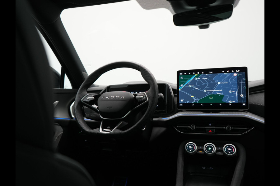 Škoda Kodiaq 1.5 TSI Sportline Business PHEV 204pk Dealer O.H | Panodak | Trekhaak Af Fabriek | Adaptive Cruise | Head Up | 360 Camera | Canton | Alcantara Sportstoelen Memory & Verwarmd | Stuur Verwarmd | Keyless | Sfeerverlichting | Apple Carplay | DAB | Navigatie | Virtual | 19"L.M | Plug In Hybrid |