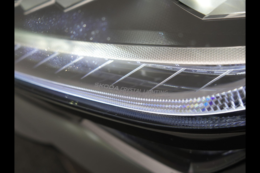 Škoda Kodiaq 1.5 TSI Sportline Business PHEV 204pk Dealer O.H | Panodak | Trekhaak Af Fabriek | Adaptive Cruise | Head Up | 360 Camera | Canton | Alcantara Sportstoelen Memory & Verwarmd | Stuur Verwarmd | Keyless | Sfeerverlichting | Apple Carplay | DAB | Navigatie | Virtual | 19"L.M | Plug In Hybrid |