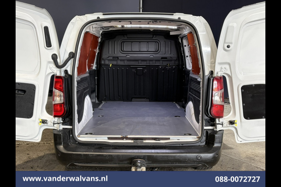 Opel Combo 1.5D 102pk L2H1 Euro6 Airco | Apple Carplay | Trekhaak | Cruisecontrol Parkeersensoren, Android Auto, Zijdeur, Bijrijdersbank