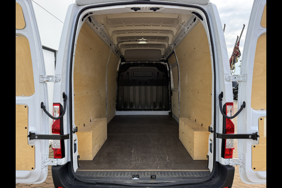 Renault Master L3H3 LED Cruise Control Airco Bluetooth