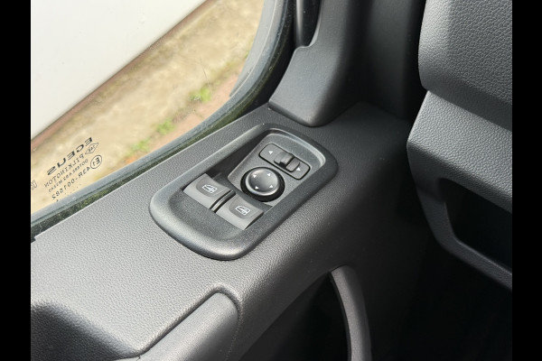 Renault Master L3H3 LED Cruise Control Airco Bluetooth