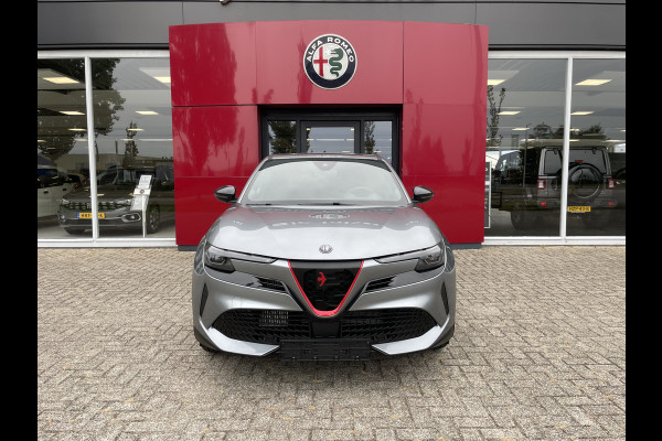Alfa Romeo junior 1.2 Turbo Ibrida Speciale | Stoelverwarming | Massagefunctie | Camera