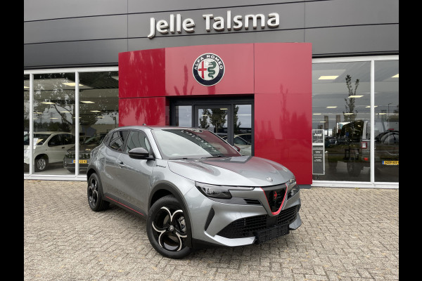 Alfa Romeo junior 1.2 Turbo Ibrida Speciale | Stoelverwarming | Massagefunctie | Camera