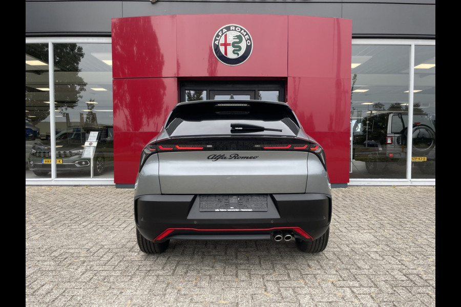 Alfa Romeo junior 1.2 Turbo Ibrida Speciale | Stoelverwarming | Massagefunctie | Camera