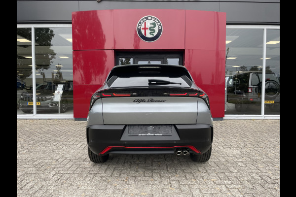 Alfa Romeo junior 1.2 Turbo Ibrida Speciale | Stoelverwarming | Massagefunctie | Camera