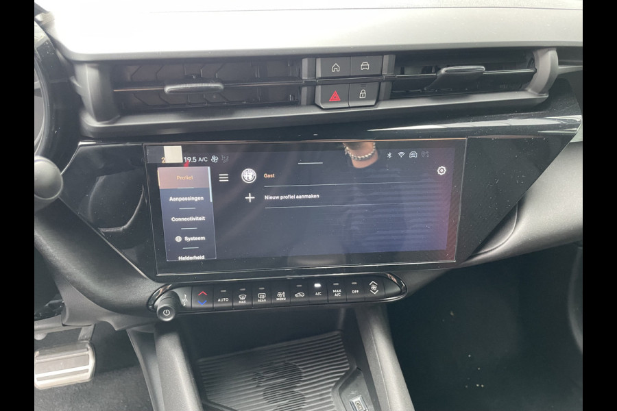 Alfa Romeo junior 1.2 Turbo Ibrida Speciale | Stoelverwarming | Massagefunctie | Camera