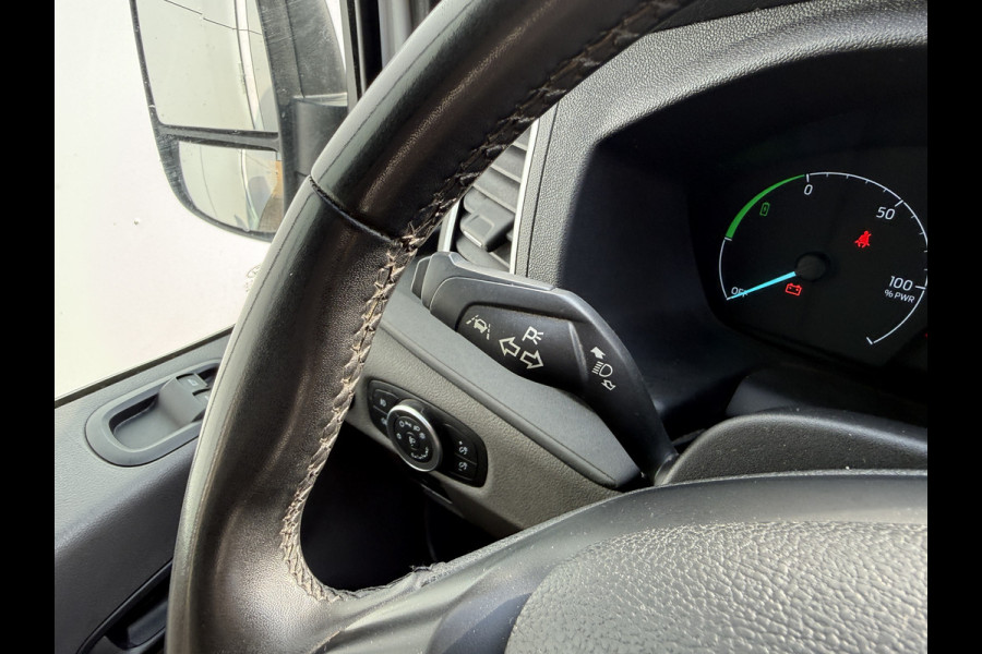 Ford E-Transit 68kWh 184PK L2H2 316km WLTP 94,9% (SOH) Climate Control Cruise Control CarPlay Camera Navigatie Parkeersensoren v+a