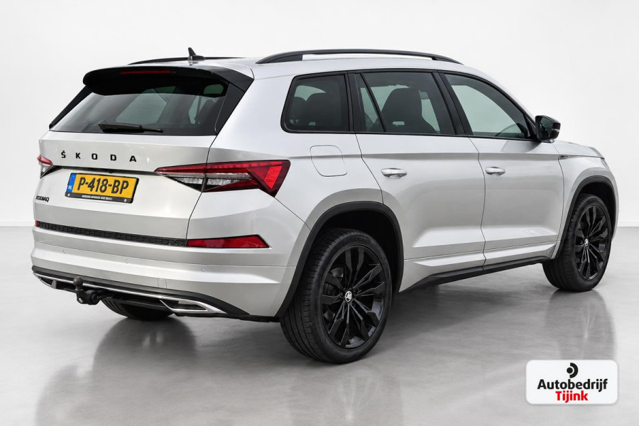 Škoda Kodiaq 1.5 TSI Sportline Business | LED | Trekhaak | Sportstoelen | Camera | Stoel- & stuurverwarming | ACC | Elek. stoel + mermory | Black pack |
