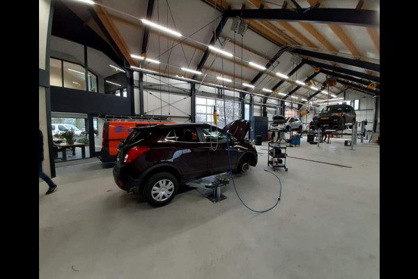 Škoda Kodiaq 1.5 TSI Sportline Business | LED | Trekhaak | Sportstoelen | Camera | Stoel- & stuurverwarming | ACC | Elek. stoel + mermory | Black pack |