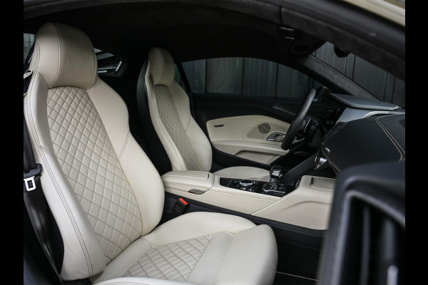 Audi R8 5.2 performance quattro | Audi Exclusive | Ceramic | B&O | Carbon Exterieur | Alcantara Hemel | Carbon Interieur | Laser | Camera | Memory Seat | Keyless Entry | Magnetic Ride | Dynamic Steering |