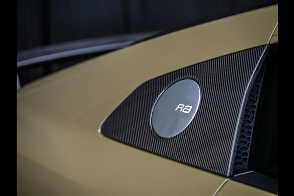 Audi R8 5.2 performance quattro | Audi Exclusive | Ceramic | B&O | Carbon Exterieur | Alcantara Hemel | Carbon Interieur | Laser | Camera | Memory Seat | Keyless Entry | Magnetic Ride | Dynamic Steering |