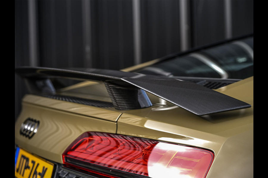 Audi R8 5.2 performance quattro | Audi Exclusive | Ceramic | B&O | Carbon Exterieur | Alcantara Hemel | Carbon Interieur | Laser | Camera | Memory Seat | Keyless Entry | Magnetic Ride | Dynamic Steering |