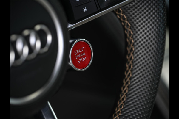 Audi R8 5.2 performance quattro | Audi Exclusive | Ceramic | B&O | Carbon Exterieur | Alcantara Hemel | Carbon Interieur | Laser | Camera | Memory Seat | Keyless Entry | Magnetic Ride | Dynamic Steering |