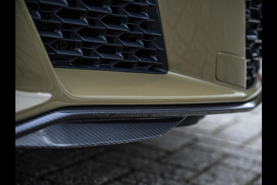 Audi R8 5.2 performance quattro | Audi Exclusive | Ceramic | B&O | Carbon Exterieur | Alcantara Hemel | Carbon Interieur | Laser | Camera | Memory Seat | Keyless Entry | Magnetic Ride | Dynamic Steering |