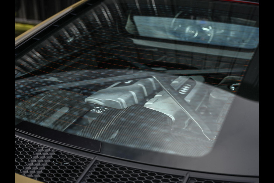 Audi R8 5.2 performance quattro | Audi Exclusive | Ceramic | B&O | Carbon Exterieur | Alcantara Hemel | Carbon Interieur | Laser | Camera | Memory Seat | Keyless Entry | Magnetic Ride | Dynamic Steering |