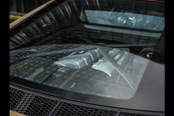 Audi R8 5.2 performance quattro | Audi Exclusive | Ceramic | B&O | Carbon Exterieur | Alcantara Hemel | Carbon Interieur | Laser | Camera | Memory Seat | Keyless Entry | Magnetic Ride | Dynamic Steering |