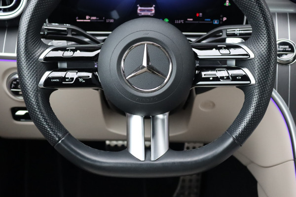 Mercedes-Benz CLE Cabriolet 180 AMG Line | Distronic | Airscarf | Memory | Keyless Go | Cabriocomfortpakket | Verwarmd Stuurwiel | Surround Camera | Augmented Reality |