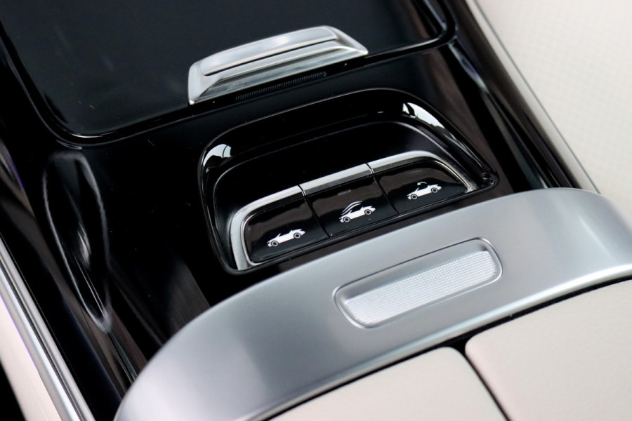 Mercedes-Benz CLE Cabriolet 180 AMG Line | Distronic | Airscarf | Memory | Keyless Go | Cabriocomfortpakket | Verwarmd Stuurwiel | Surround Camera | Augmented Reality |