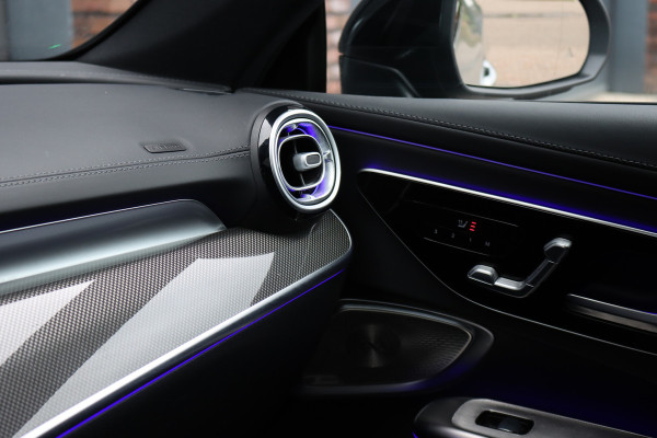 Mercedes-Benz CLE Coupé 300 e AMG Line | Distronic | Memory | Burmester | Panoramadak | Keyless Go | Digital Light | Nightpakket | HUD | Surround Camera | Verwarmd Stuurwiel |