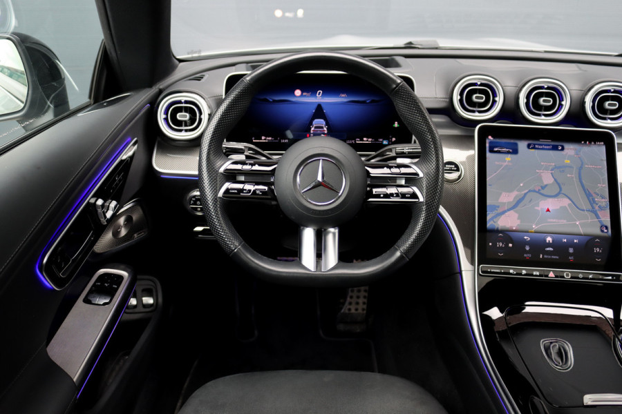 Mercedes-Benz CLE Coupé 300 e AMG Line | Distronic | Memory | Burmester | Panoramadak | Keyless Go | Digital Light | Nightpakket | HUD | Surround Camera | Verwarmd Stuurwiel |