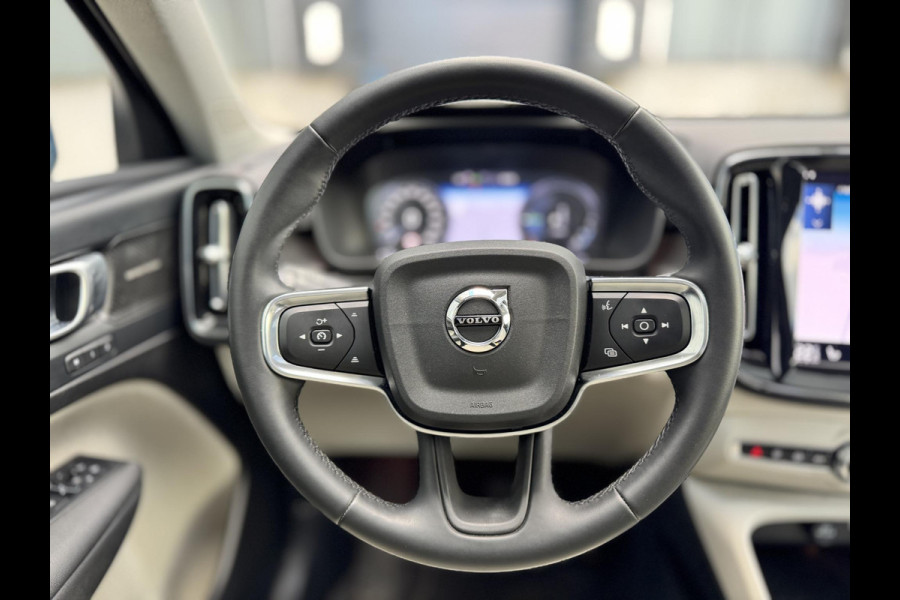 Volvo XC40 1.5 T4 Plug-in hybrid Ultimate Bright | SOH: nnb | Pano | H&K | Full LED | Addaptive CC| 360 Cam | Beige Leder | Elektr. Achterklep | 19 Inch LM |