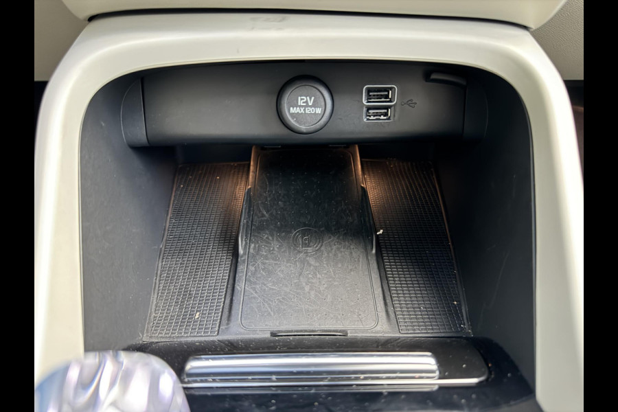 Volvo XC40 1.5 T4 Plug-in hybrid Ultimate Bright | SOH: nnb | Pano | H&K | Full LED | Addaptive CC| 360 Cam | Beige Leder | Elektr. Achterklep | 19 Inch LM |