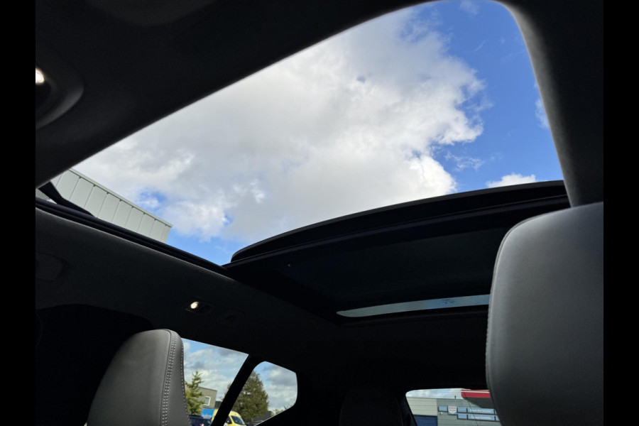 Volvo XC40 1.5 T4 Plug-in hybrid Ultimate Bright | SOH: nnb | Pano | H&K | Full LED | Addaptive CC| 360 Cam | Beige Leder | Elektr. Achterklep | 19 Inch LM |